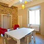 Διαμέρισμα Parlisium In Piazza Anfiteatro- *