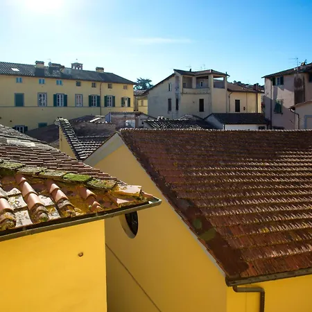 Parlisium In Piazza Anfiteatro- Apartment