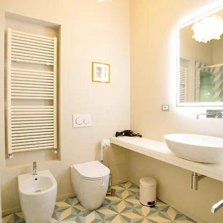 Parlisium In Piazza Anfiteatro- Apartment Lucca